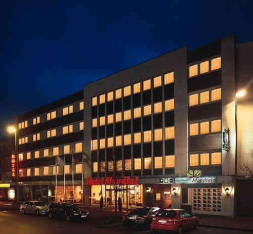 Hotel Mondial Langenfeld  Exterior photo